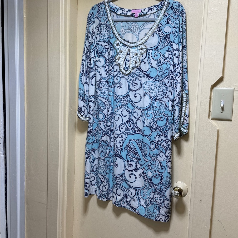 Lilly Pulitzer Navy and Light Blue Paisley Top